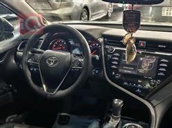 تۆیۆتا کامری